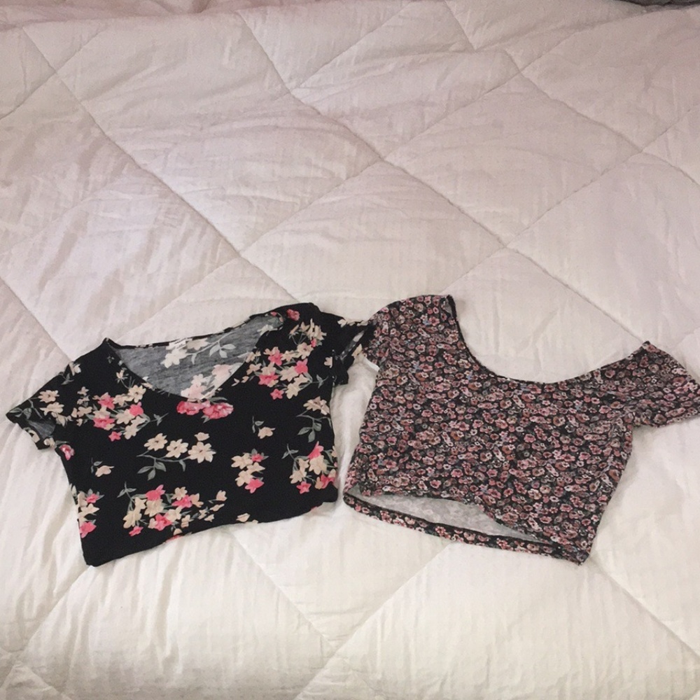 Garage floral crop top bundle